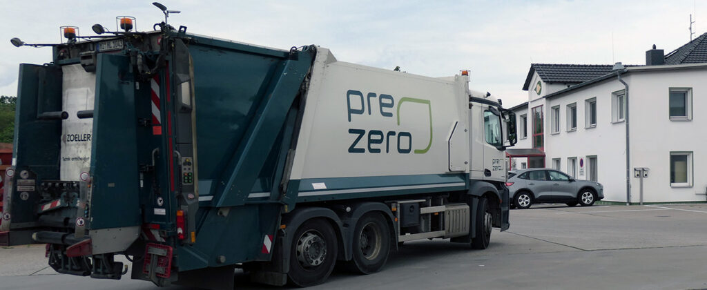 Foto | Ein PreZero-Sammelfahrzeug auf dem ABIKW Betriebshof in Greppin